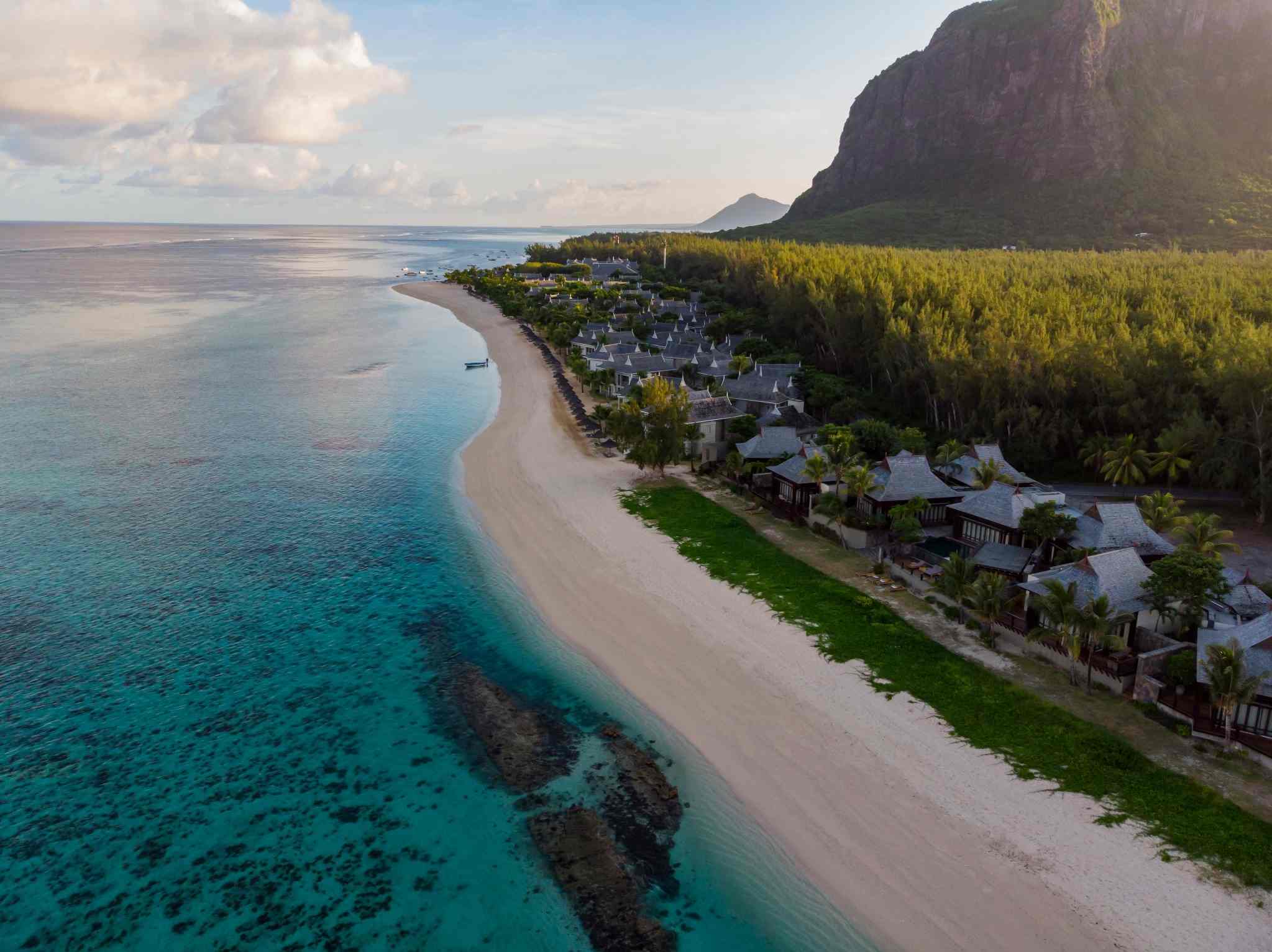 Mauritius Honeymoon & Luxury Escape