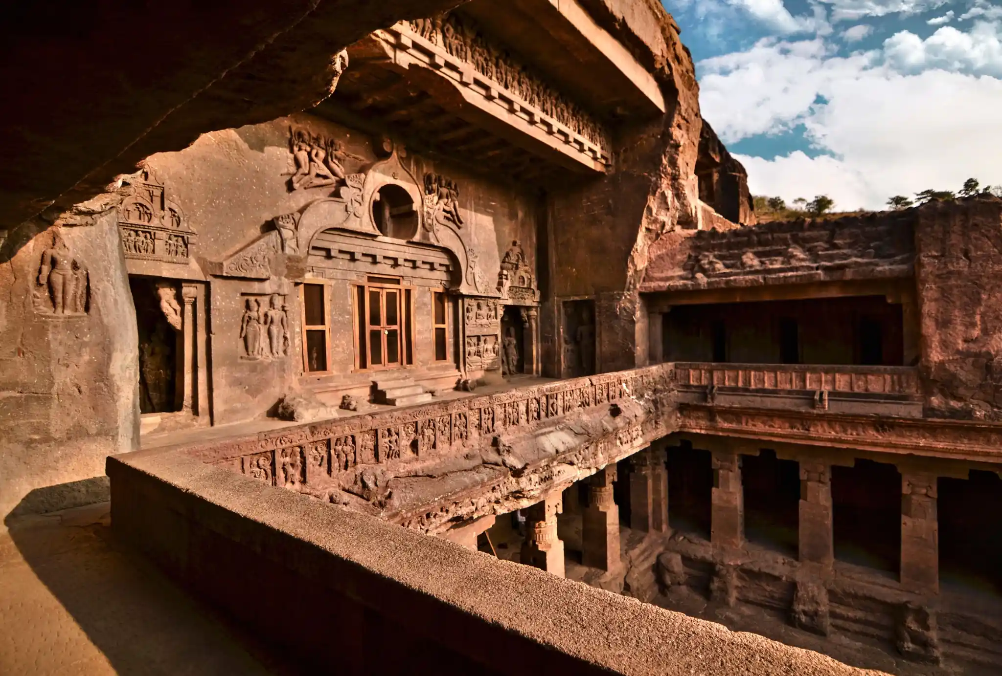 Lucknow & Agra Heritage Tour